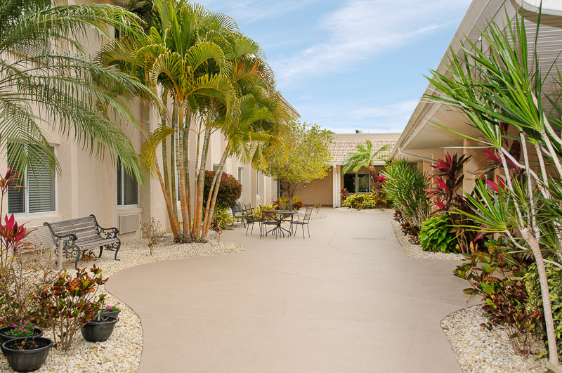 Life Care Center of Punta Gorda_12